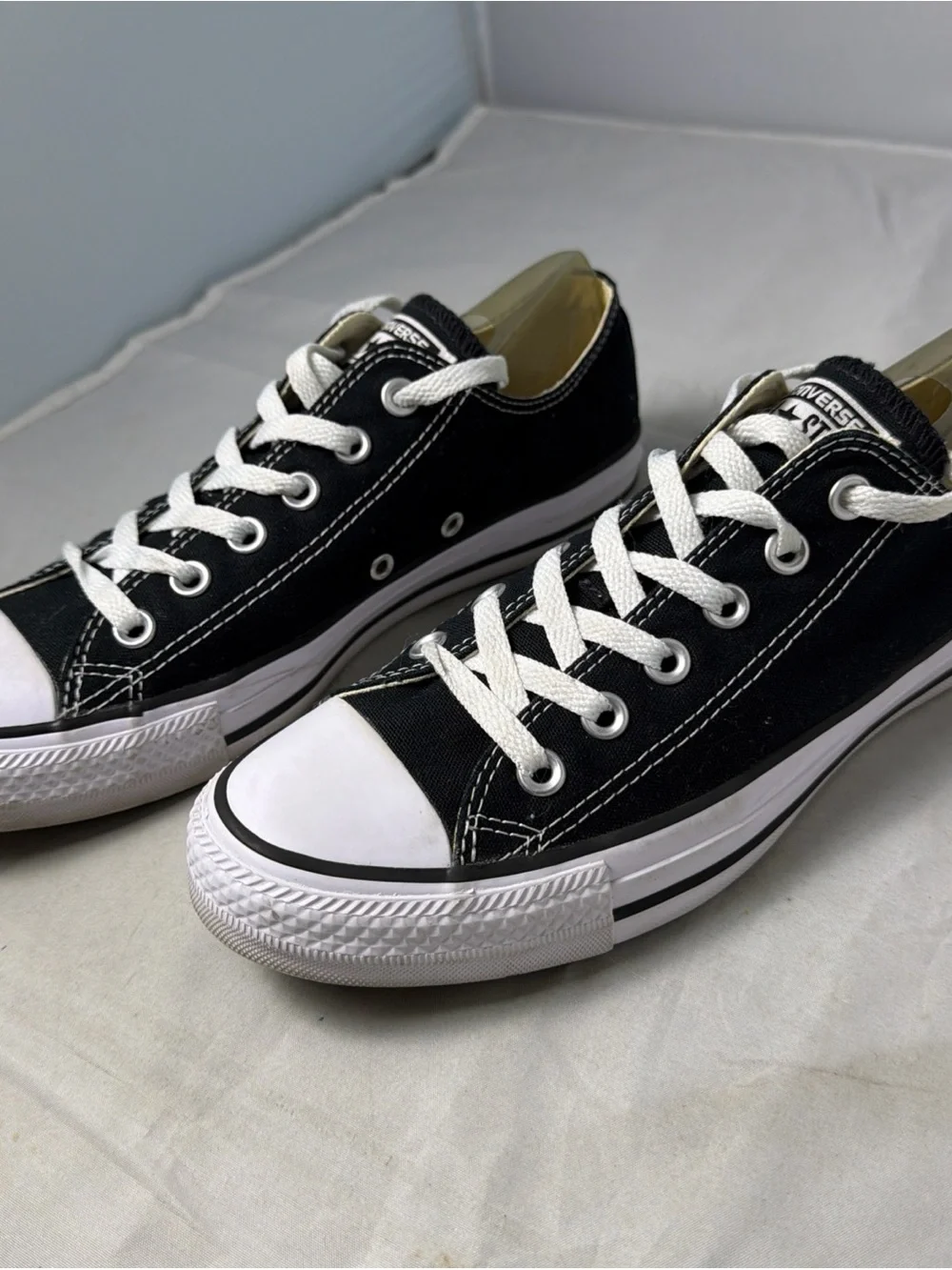 Converse classic low